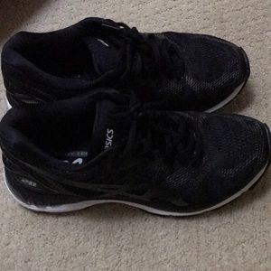 ASICS Gel Nimbus 20 shoes